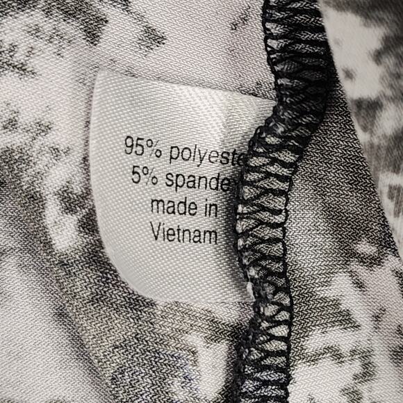 Lane Bryant Top Blouse 26 28 Black White Clouds 54x30 Cowl Stretch Sleeveless - Picture 4 of 12